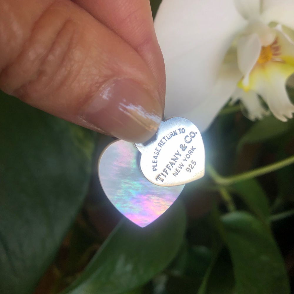 Tiffany & Co. Double Heart Tag 925 Sterling & Mother of Pearl Necklace